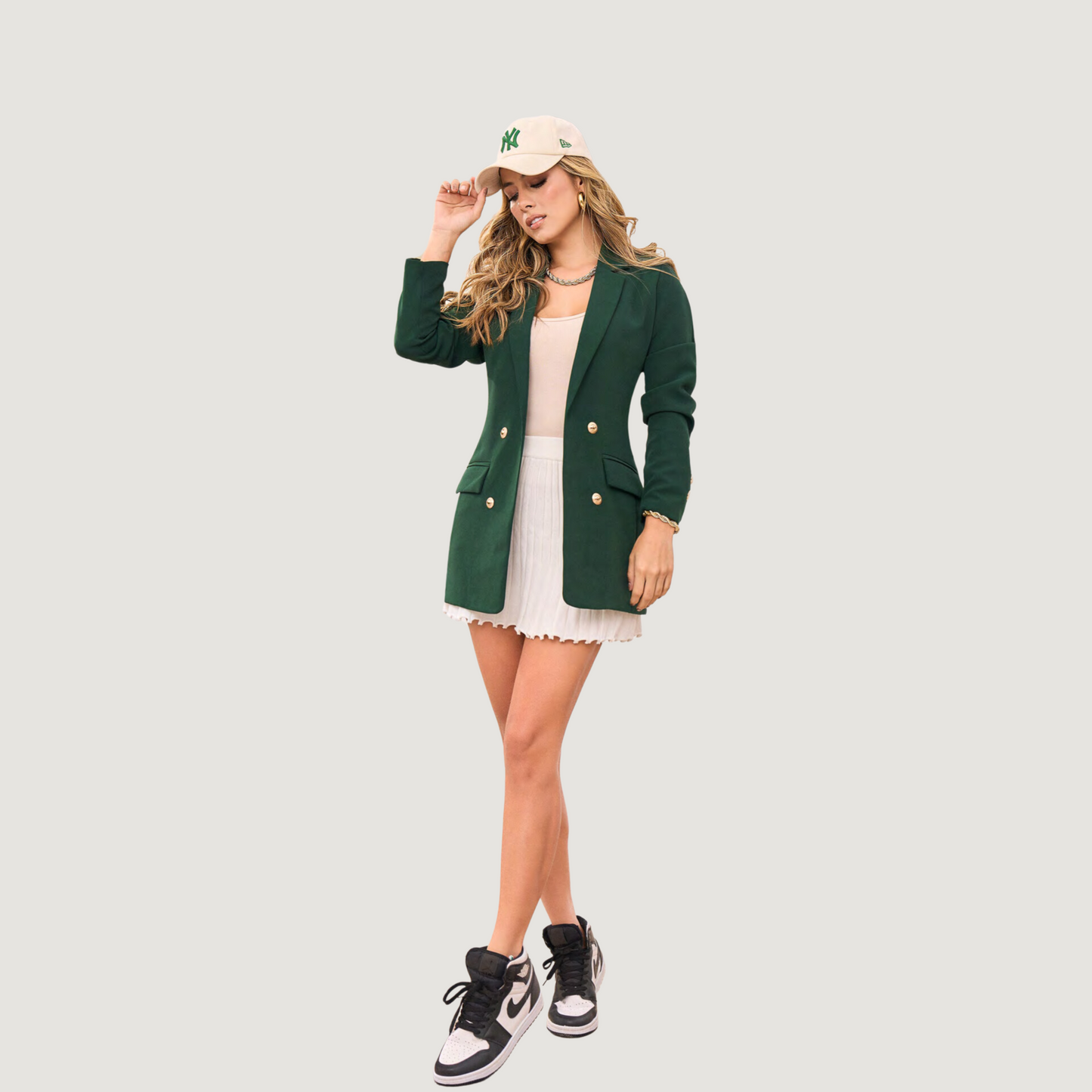 Blazer elegante con botones plateados