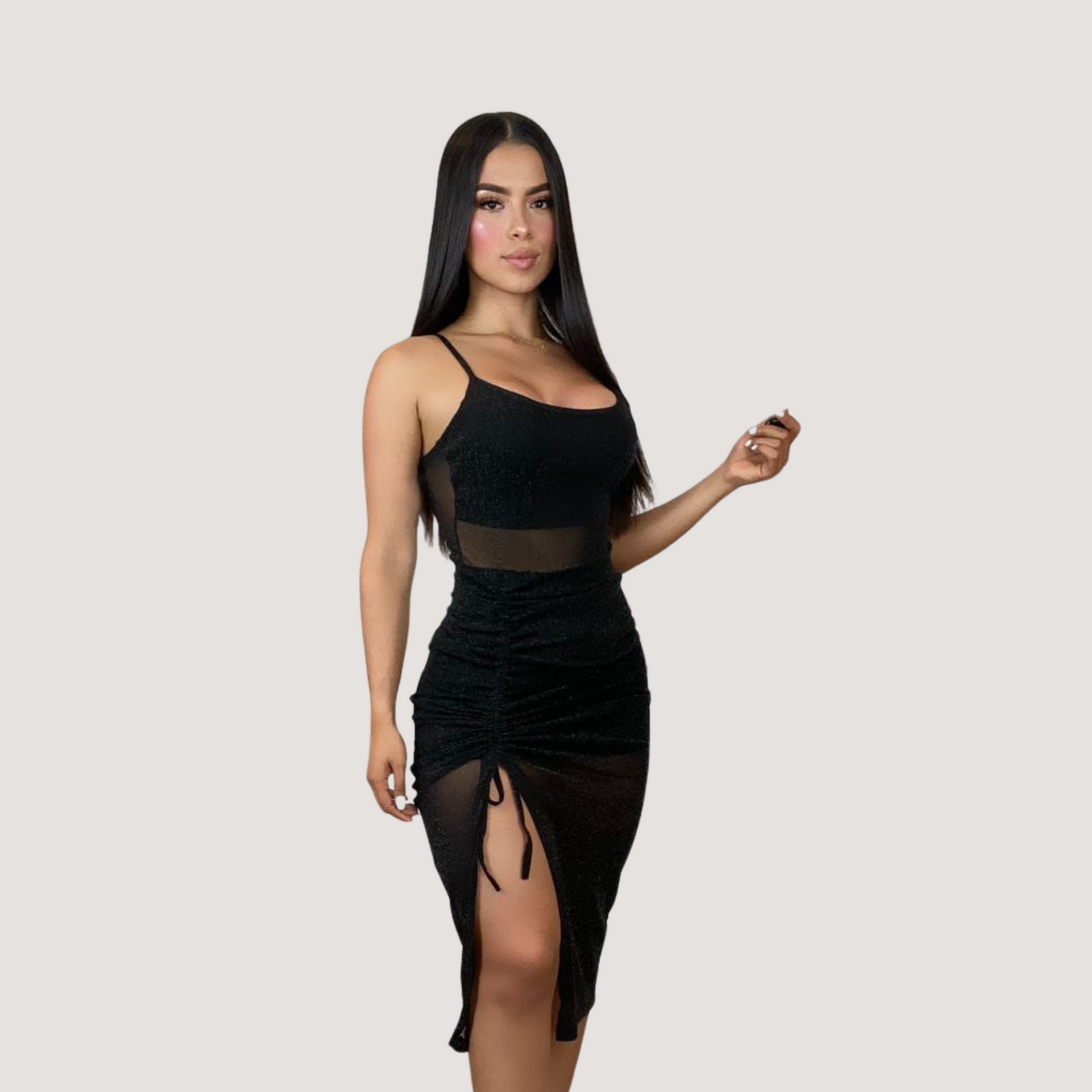 Vestido de noche transparente de malla brillante