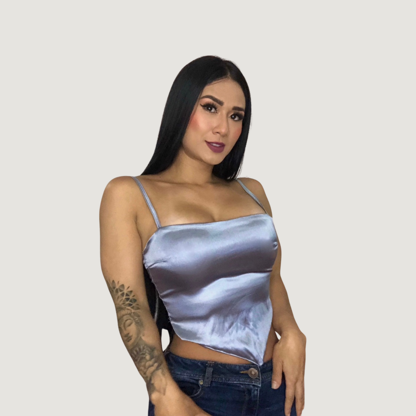 Silk crop top with straight neckline - Saida Fashion 