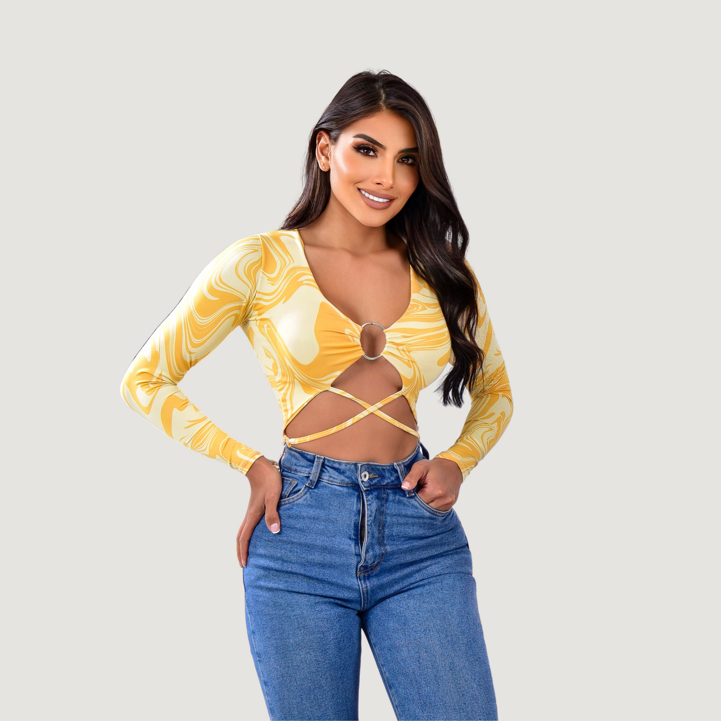 Long sleeve crop top- open neckline - Saida Fashion 