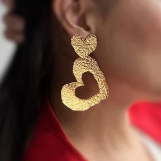 Heart earrings with hammered texture - Saida Fashion 