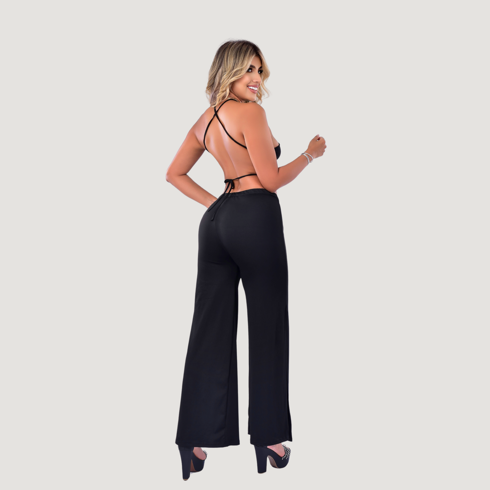 Sexy Jumpsuit with Cut-Out Waist - Saida Fashion 