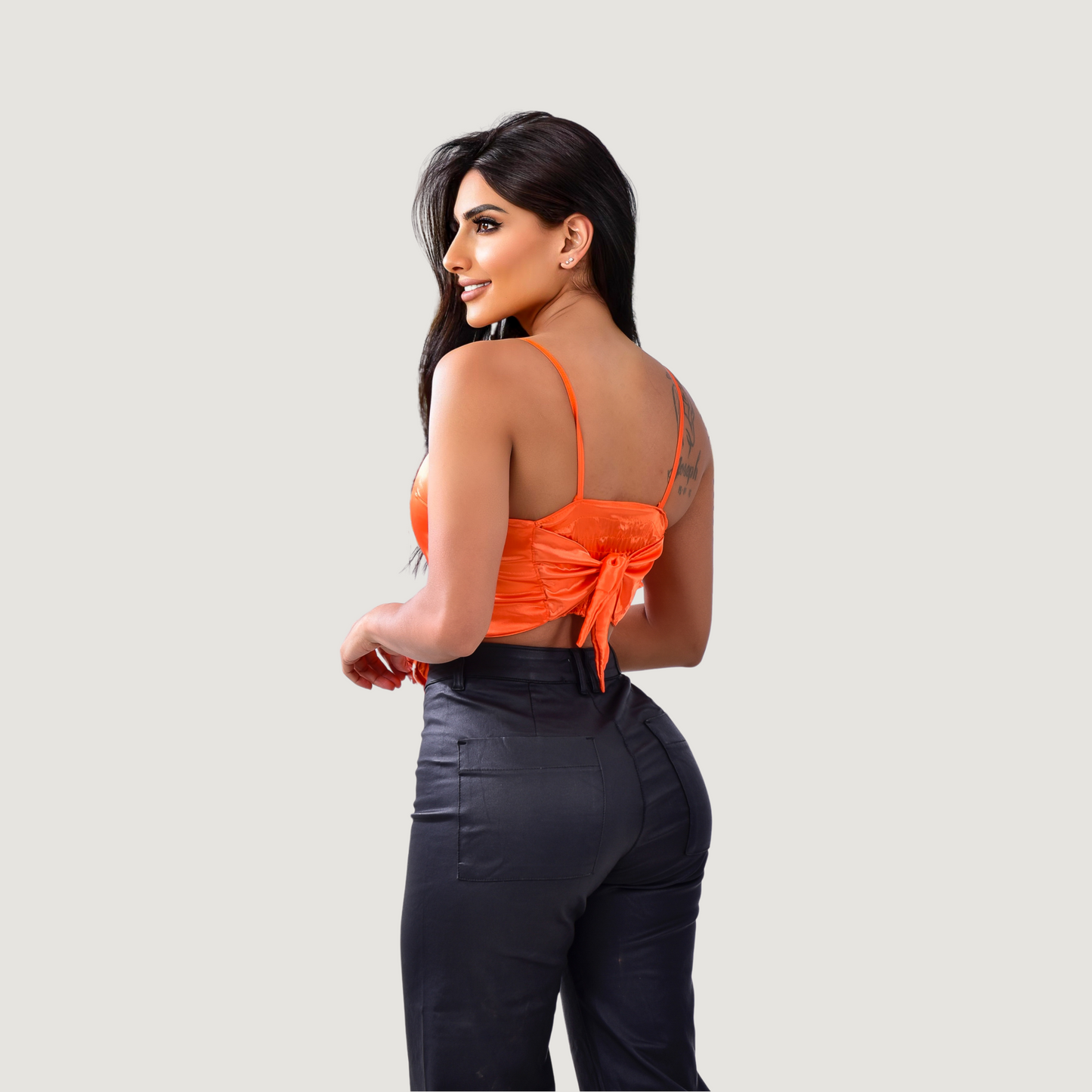 Silk crop top with straight neckline - Saida Fashion 