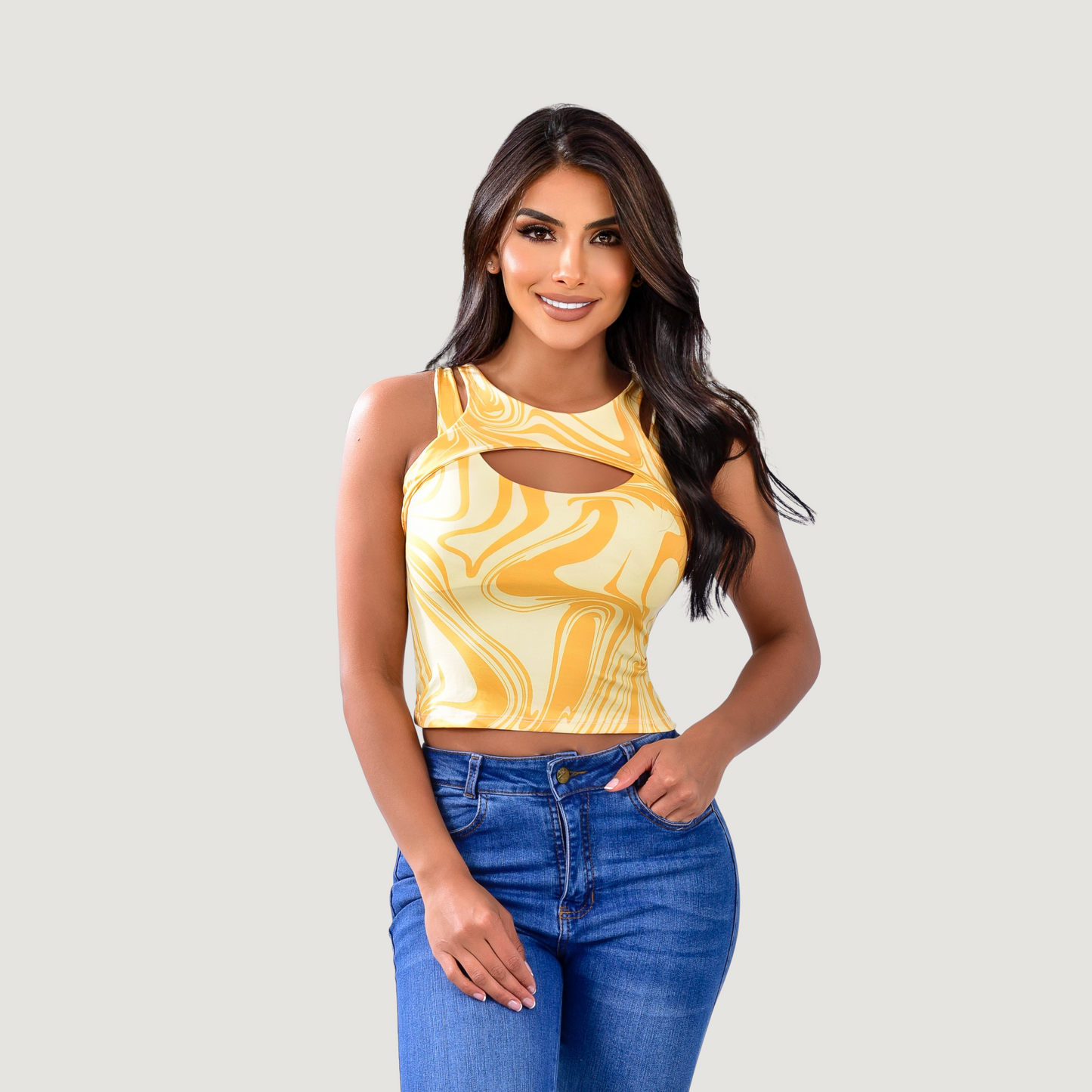 Cut out crop top with spandex material - Saida Fashion 