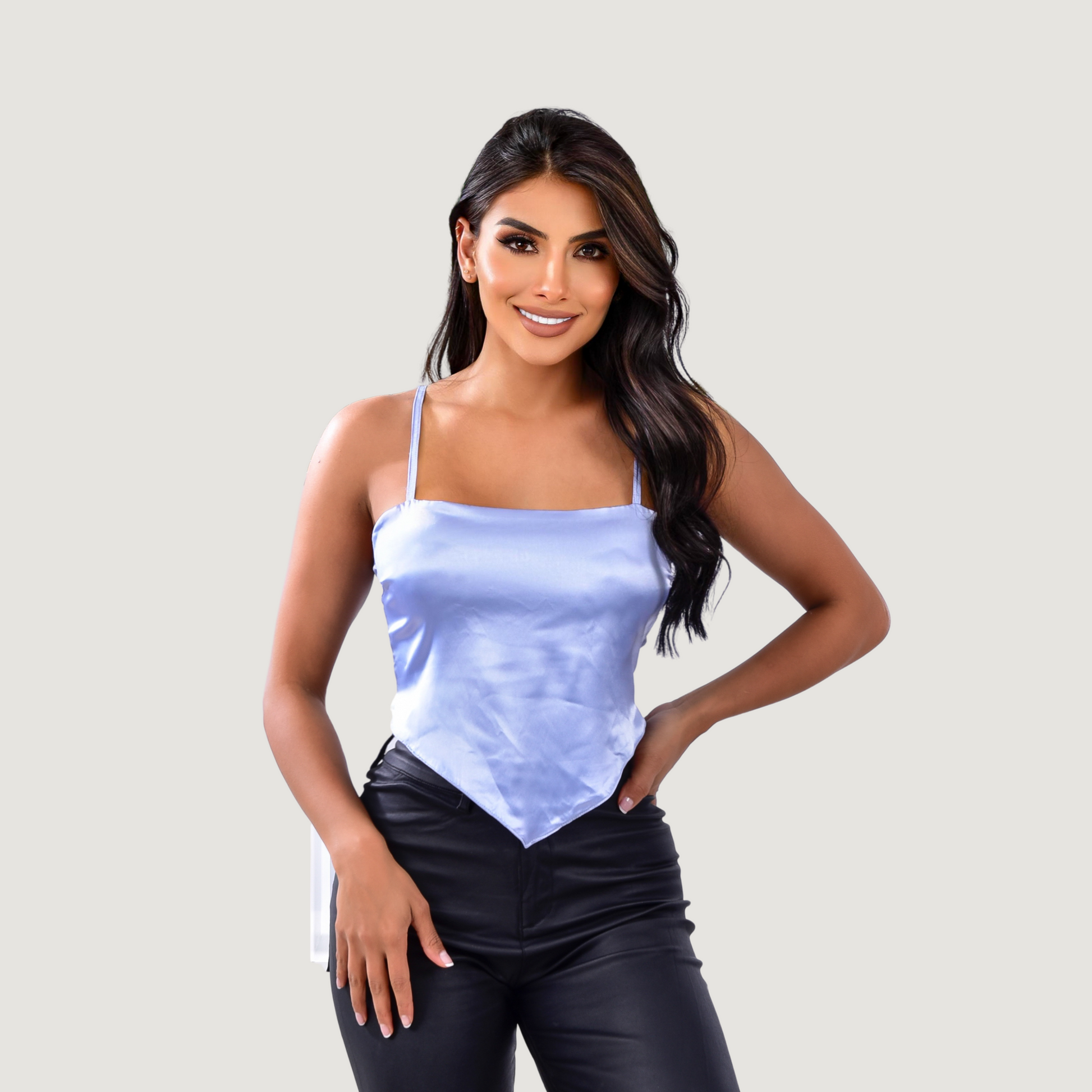 Silk crop top with straight neckline - Saida Fashion 